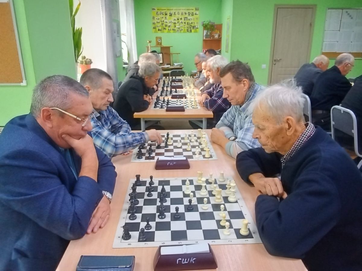 2025_old_men-4